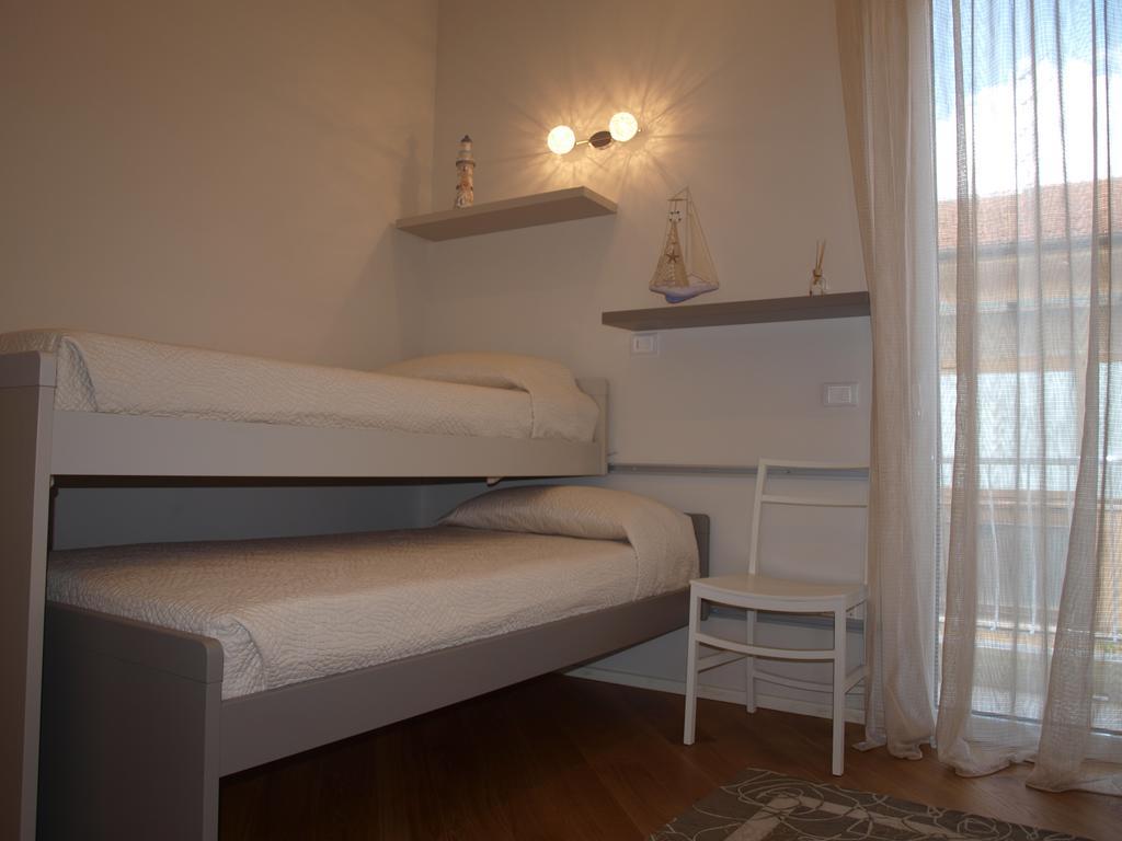 Il Pontile Holidays Apartment Marina di Pietrasanta Dış mekan fotoğraf